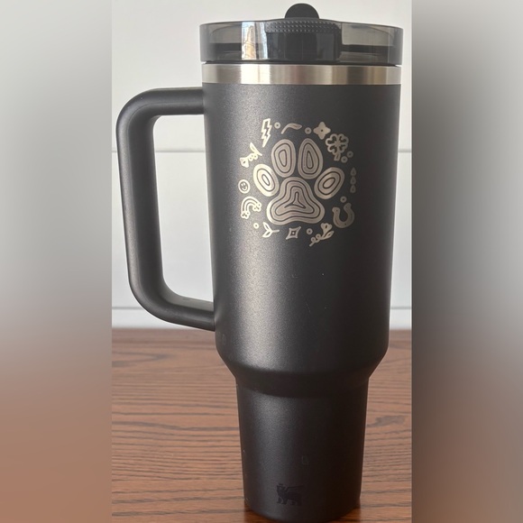 Stanley Black Travel Mug with Handle - Personalized Engraving - Picture 2 of 3